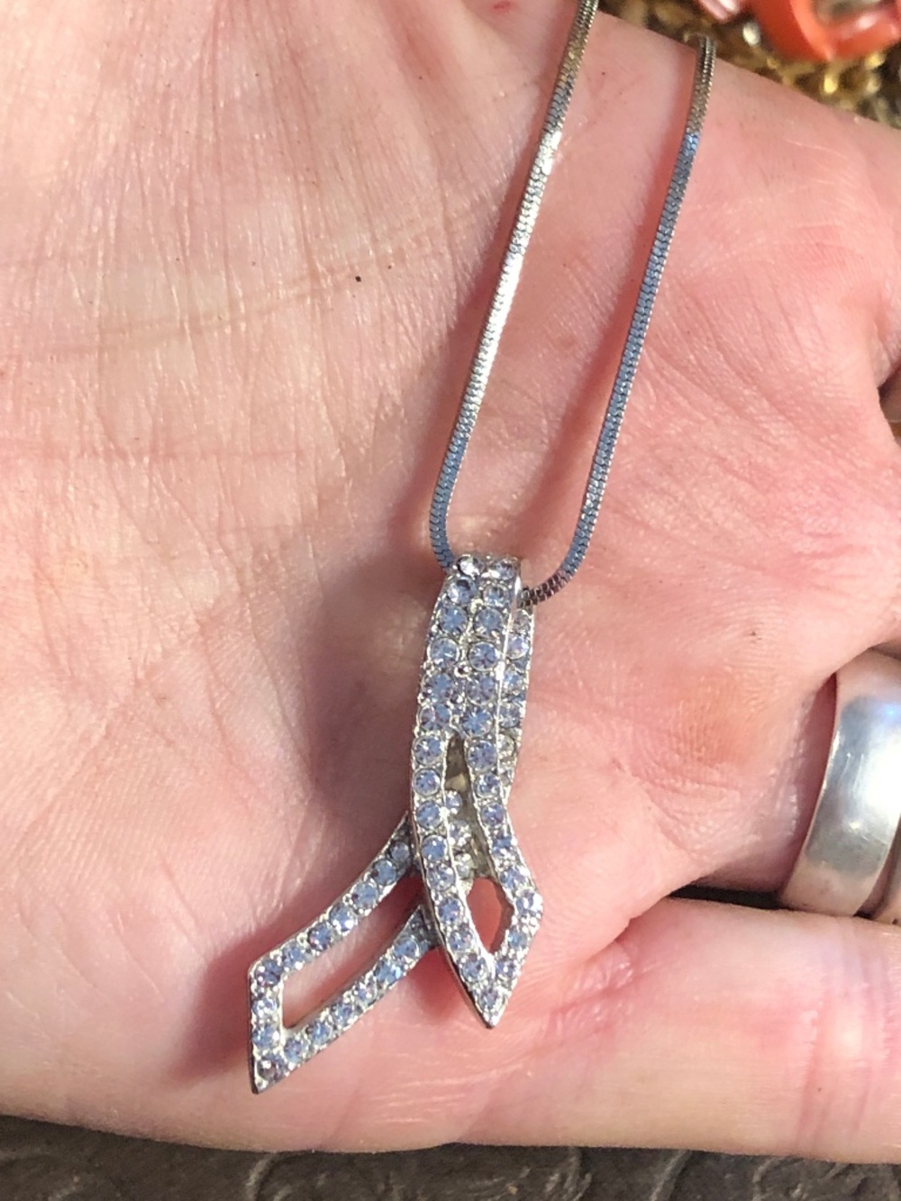 Vintage Clear Rhinestone Folded Ribbon Pendant on Shiny Silver Chain Necklace